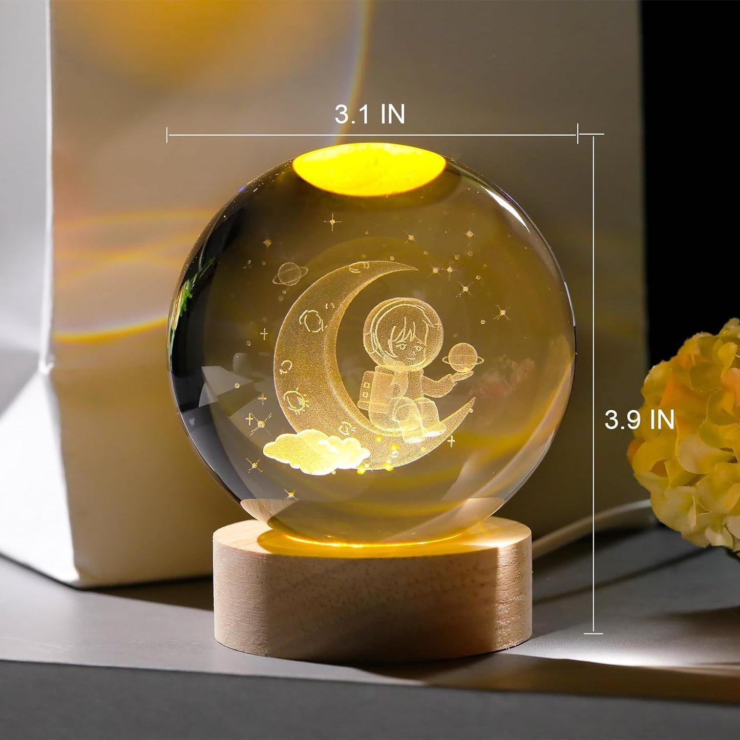 3D Astronut Crystal Ball Night Lamp