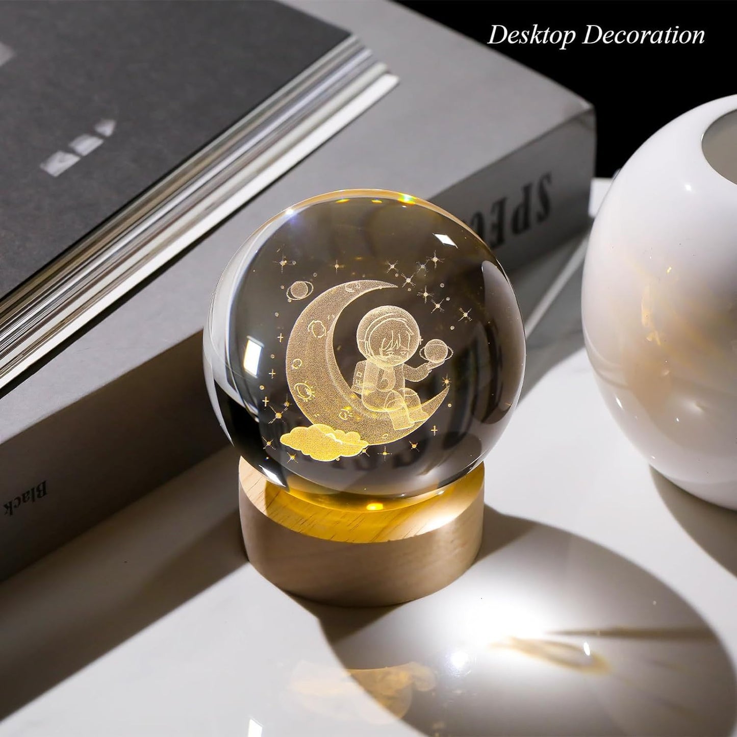 3D Astronut Crystal Ball Night Lamp