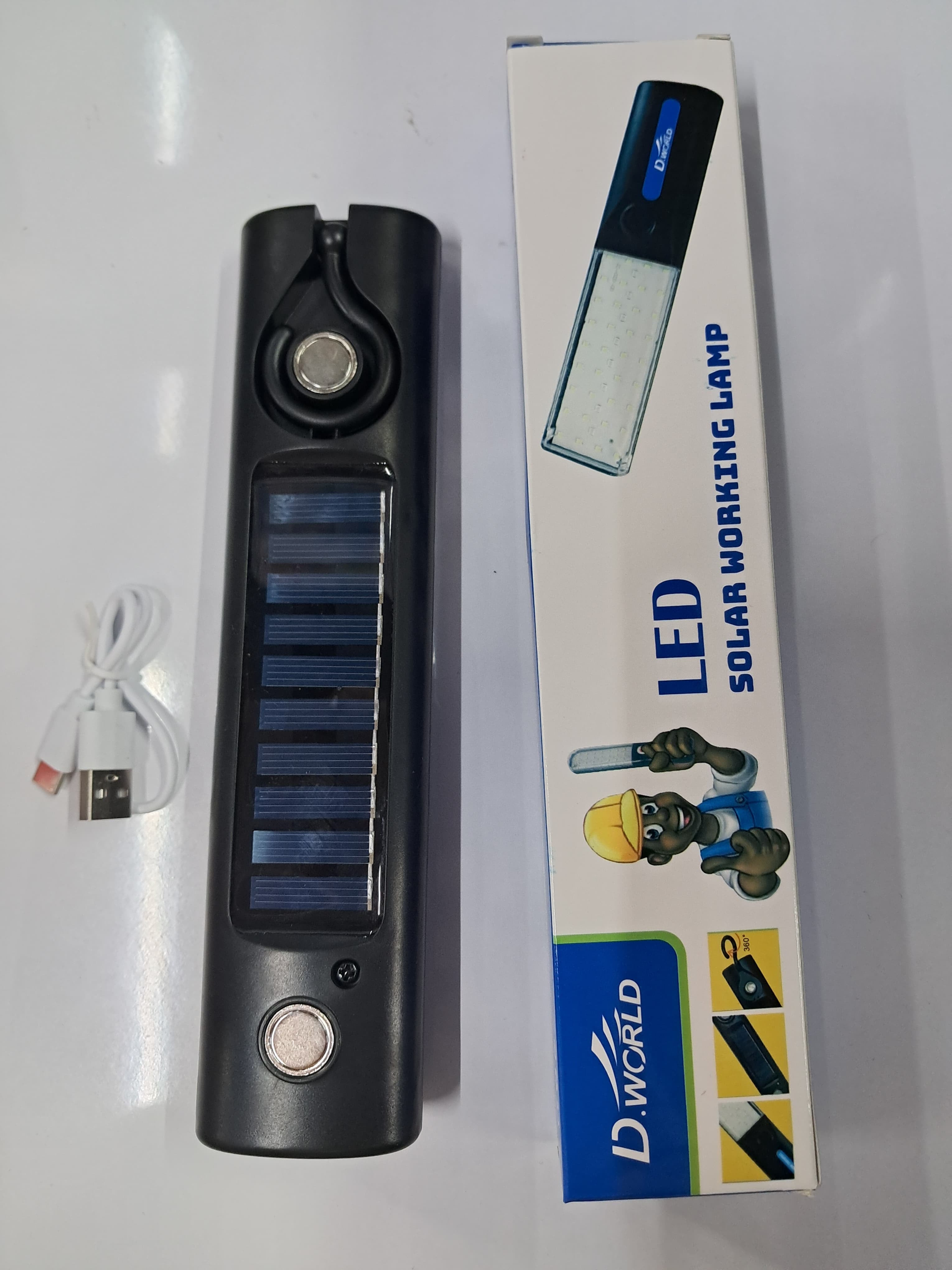 Solar chargeable 5 mode light magnetic torch light